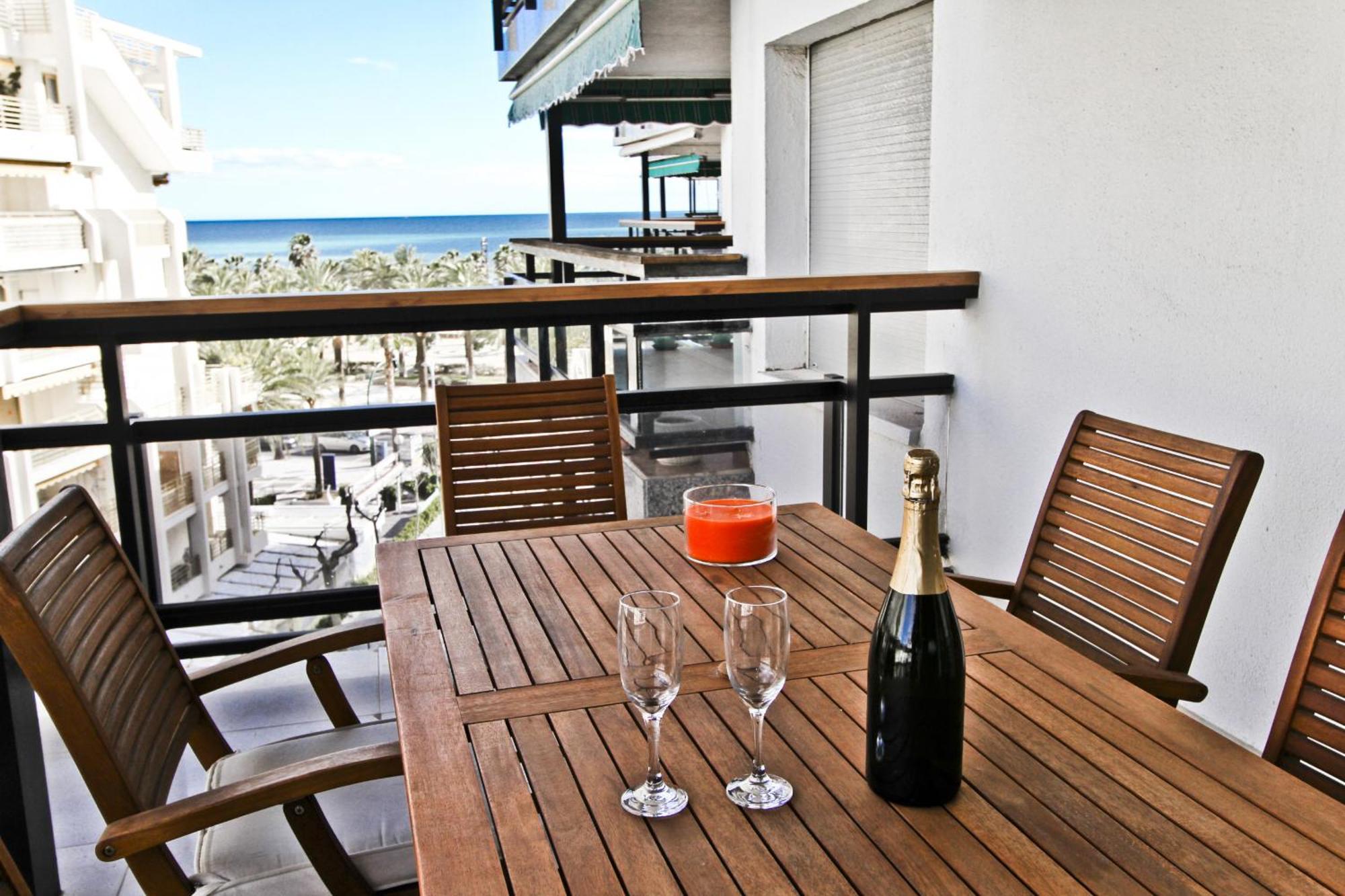 Апартаменти New Maria Anagabu Planet Costa Dorada Салоу Екстер'єр фото